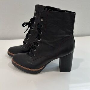 Naturalizer Women Callie Black Genuine Leather Mid Calf Boot. Size 10.5M